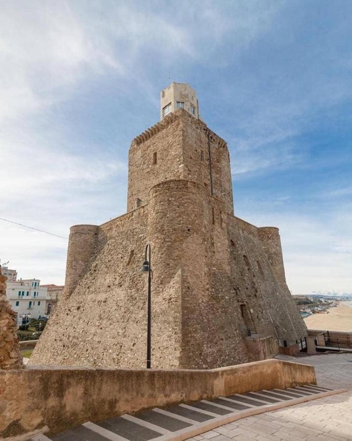 Bed and Breakfast Le Stanze Di Botticelli Termoli Exterior foto