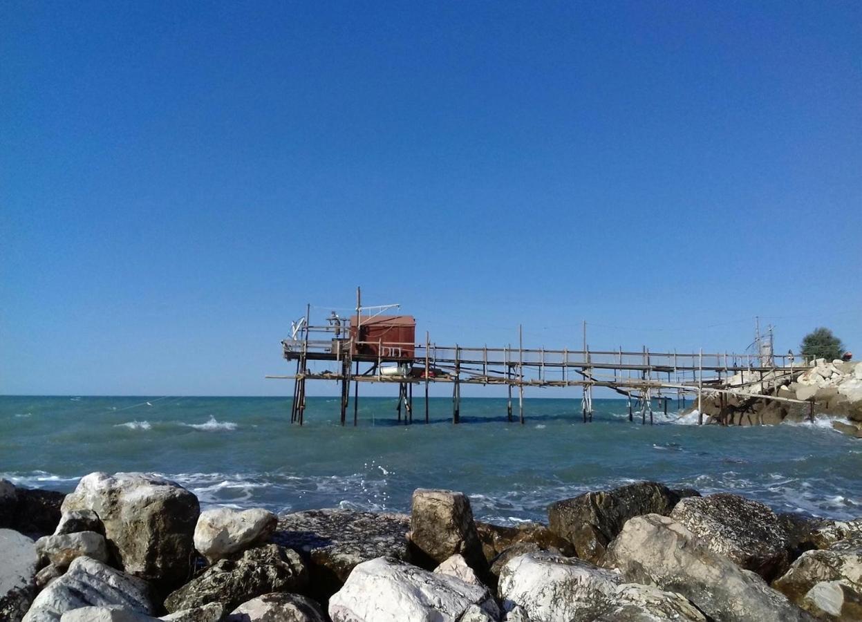 Bed and Breakfast Le Stanze Di Botticelli Termoli Exterior foto