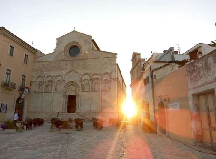 Bed and Breakfast Le Stanze Di Botticelli Termoli Exterior foto