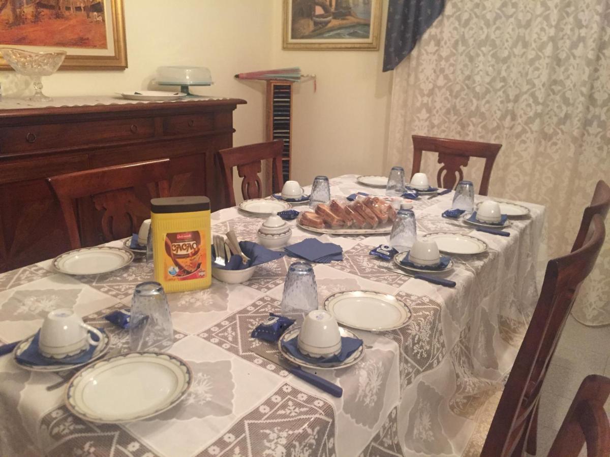 Bed and Breakfast Le Stanze Di Botticelli Termoli Exterior foto