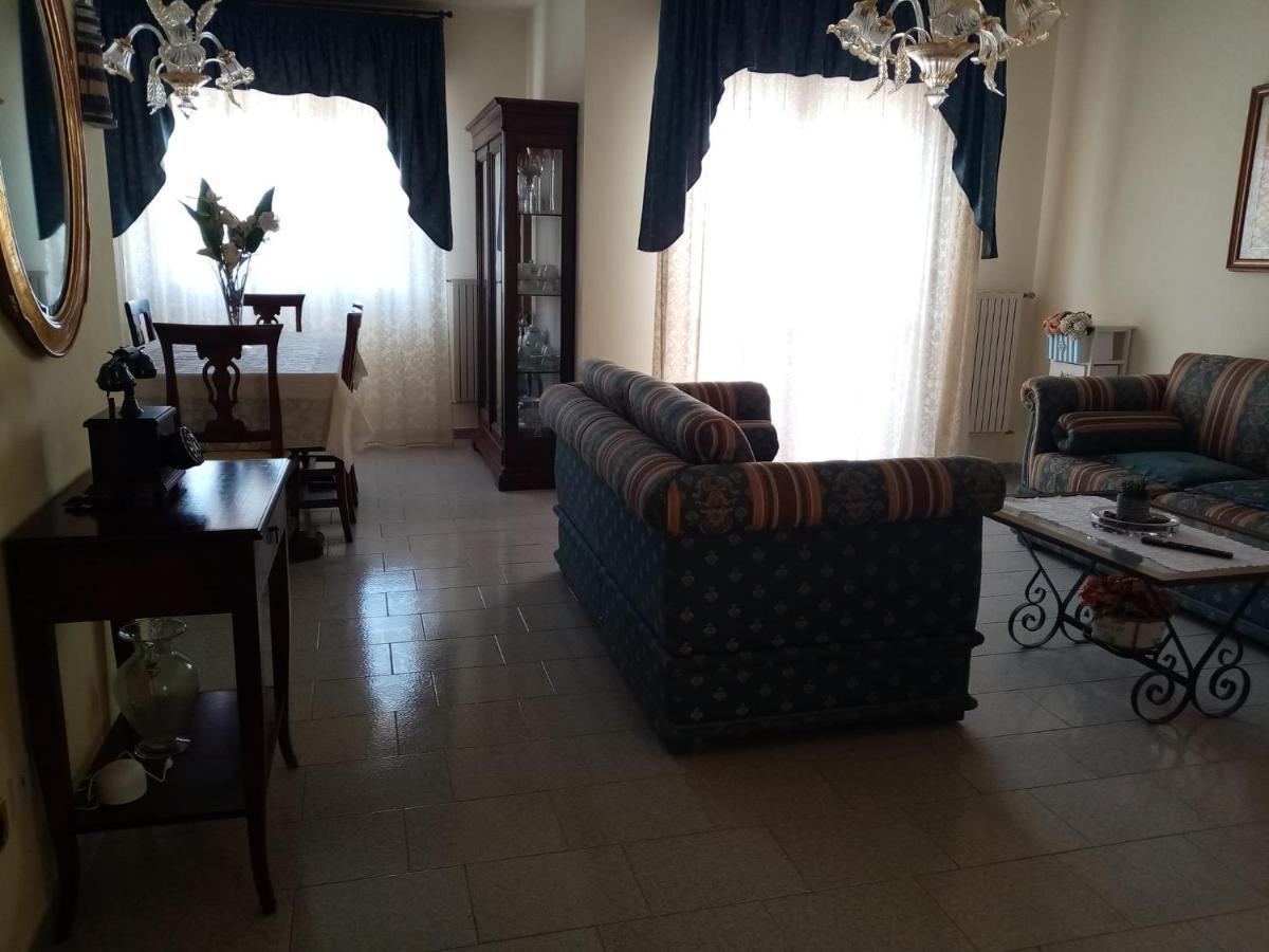Bed and Breakfast Le Stanze Di Botticelli Termoli Exterior foto