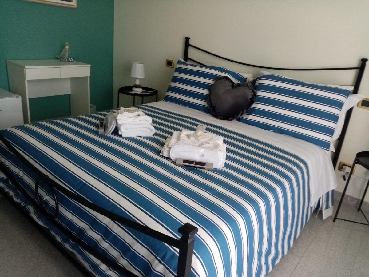 Bed and Breakfast Le Stanze Di Botticelli Termoli Exterior foto
